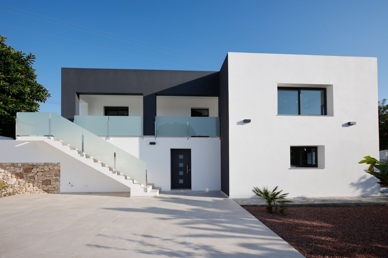 8308CAL Moderne Villa mit Bergblick, zu verkaufen in Calpe.