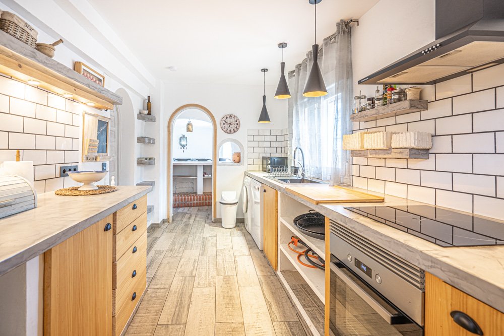 4223CAL Renovierte Villa mit Meerblick und gutem Mietpotenzial zum Verkauf nahe dem Zentrum von Calpe