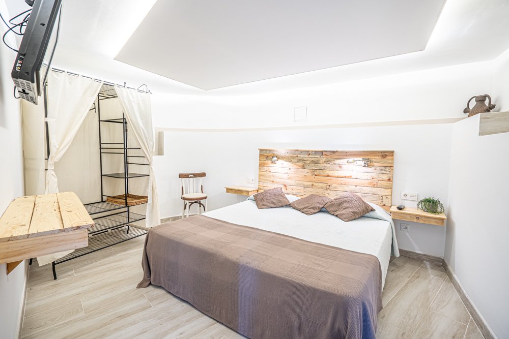 4223CAL Renovierte Villa mit Meerblick und gutem Mietpotenzial zum Verkauf nahe dem Zentrum von Calpe