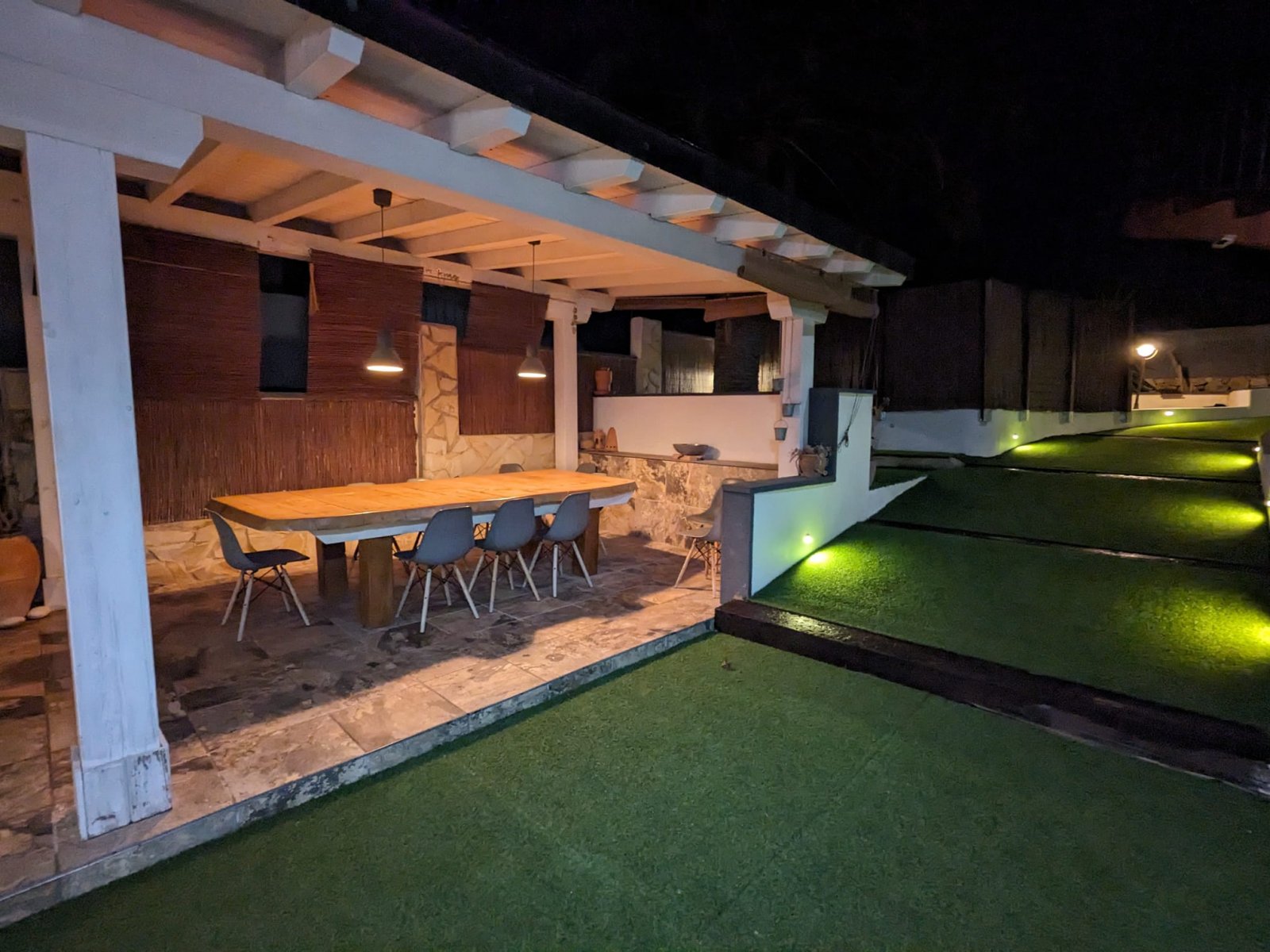 4223CAL Renovierte Villa mit Meerblick und gutem Mietpotenzial zum Verkauf nahe dem Zentrum von Calpe