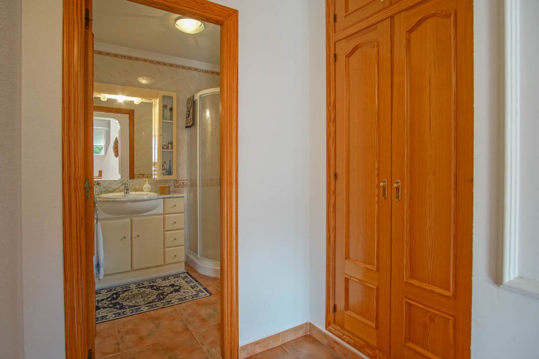 7016CAL Traditionelles Einfamilienhaus zum Verkauf in Calpe