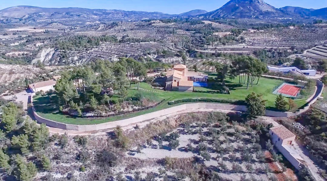 7010PEN Schöne Neubau-Finca in Penáguila zu verkaufen