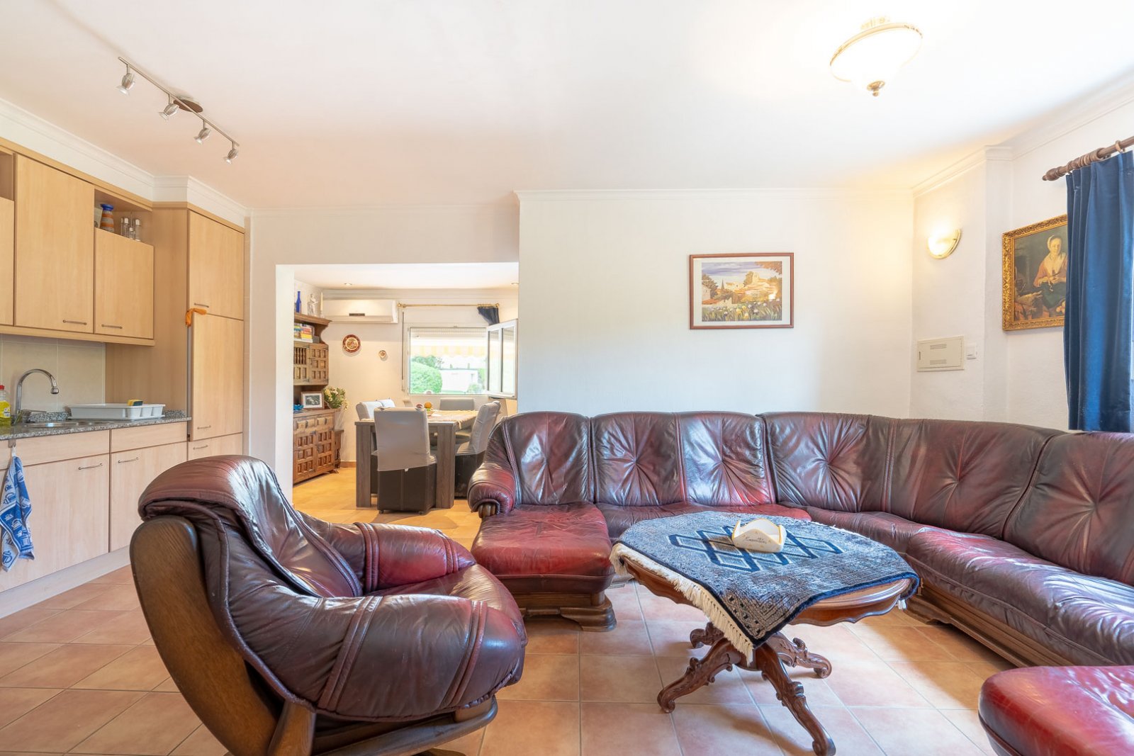 4397ELS Villa auf großem Grundstück mit geräumigem Gästehaus in Els Poblets zu verkaufen