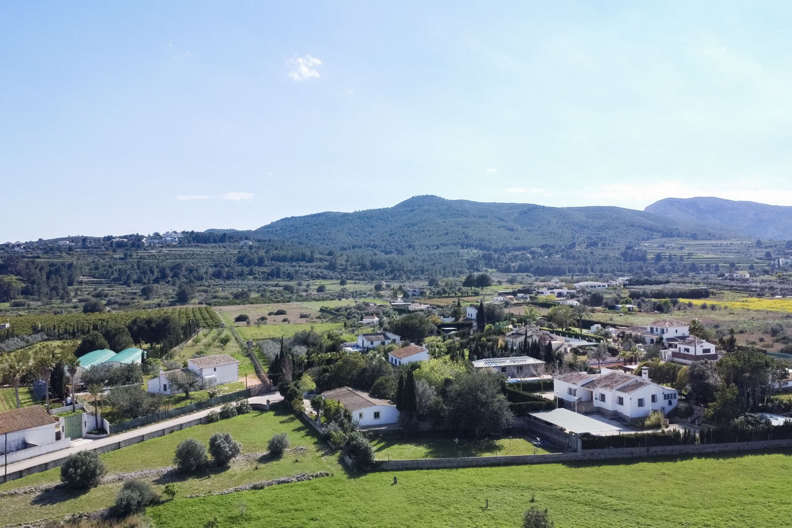 4396JAV Traditionelle Villa mit Gästehaus zu verkaufen in Jávea
