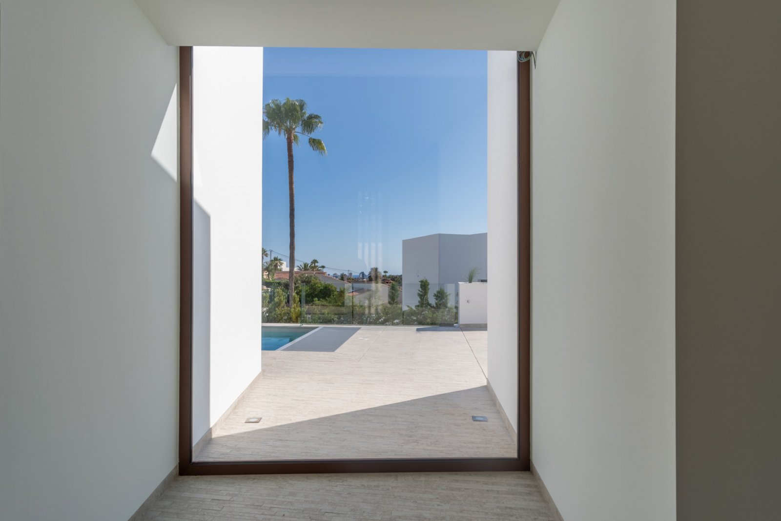 8280BEN Moderne Villa mit teilweisem Meerblick zum Verkauf in Benissa.