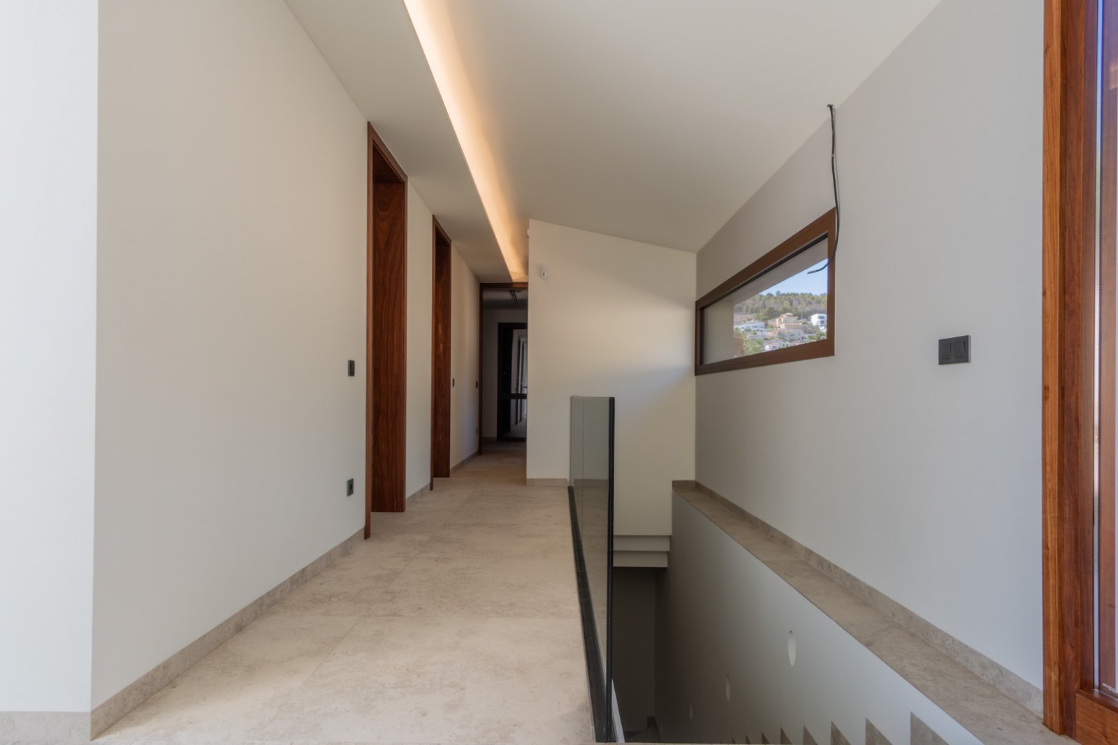 8280BEN Moderne Villa mit teilweisem Meerblick zum Verkauf in Benissa.