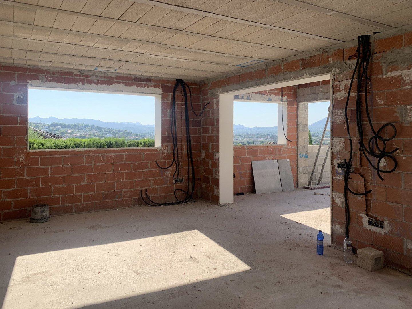 4551JAV Schöne traditionelle Neubauvilla zum Verkauf in Piver, Jávea