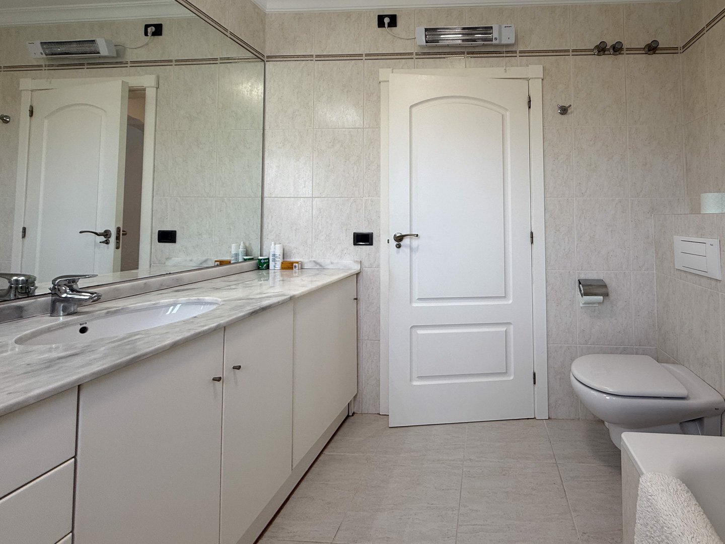 4555BEN Wohnung zum Verkauf in einer Luxus-Urbanisation in La Fustera, Benissa