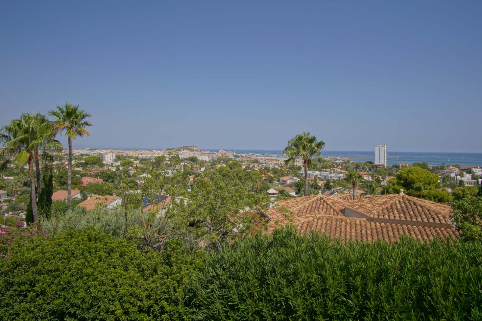 C4XY8286DEN Villa mit Panoramablick auf das Meer zum Verkauf in Denia.