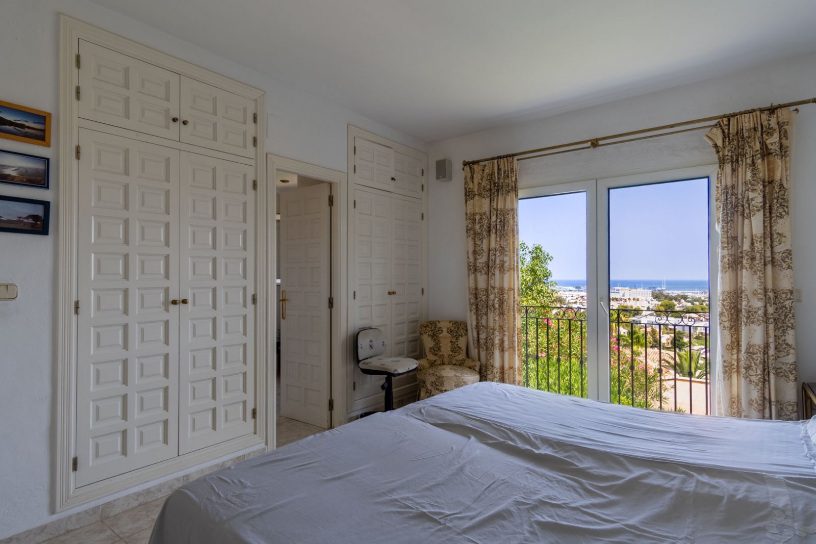 C4XY8286DEN Villa mit Panoramablick auf das Meer zum Verkauf in Denia.