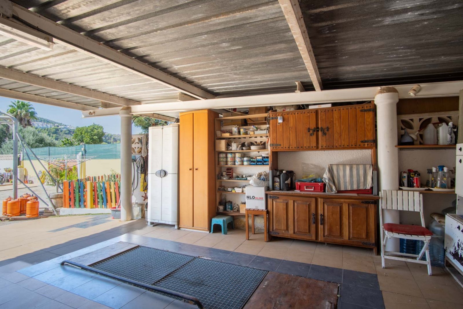 8291DEN Doppelhaushälfte zum Verkauf in La Pedrera, Dénia, nur einen Steinwurf vom Zentrum entfernt.