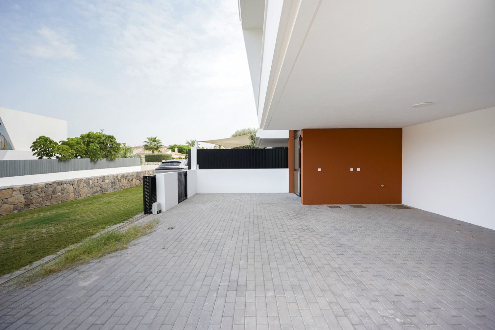 4568CAL Moderne Neubau-Doppelhaushälfte zum Verkauf in Calpe