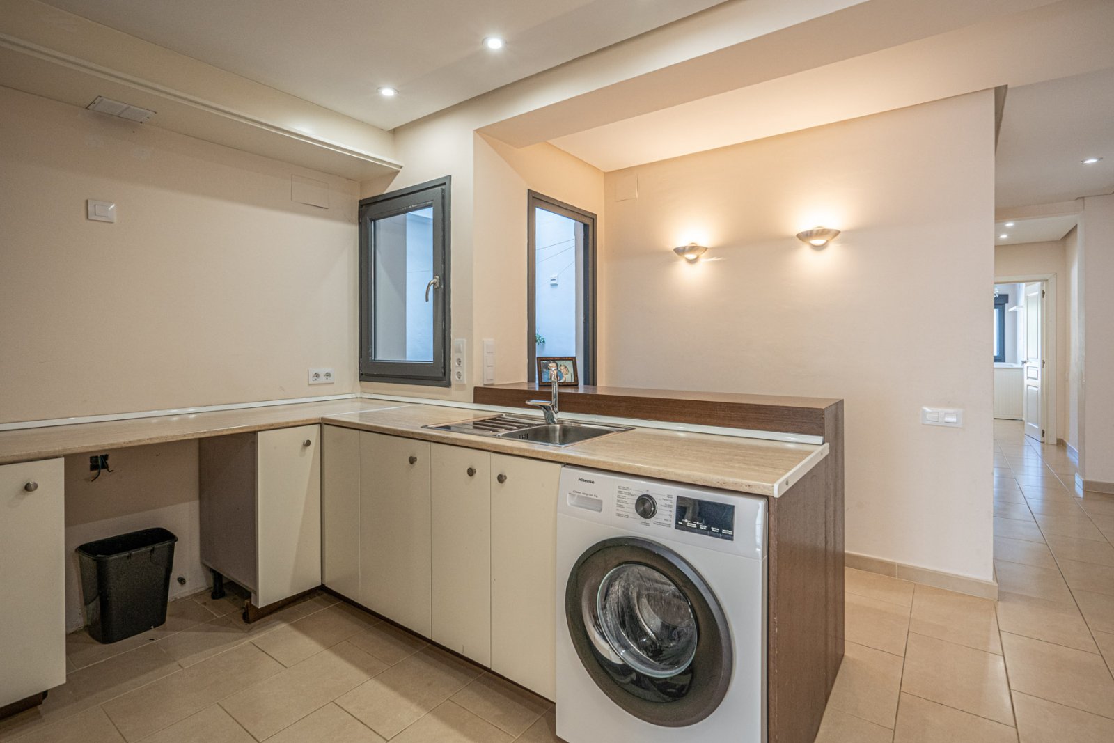 4139JAV Großes Reihenhaus im Zentrum von Jávea zu verkaufen