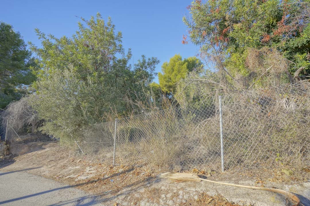 C3XY4331BEN 2 benachbarte urbane Grundstücke in der Nähe des Strandes La Fustera in Benissa zu verkaufen