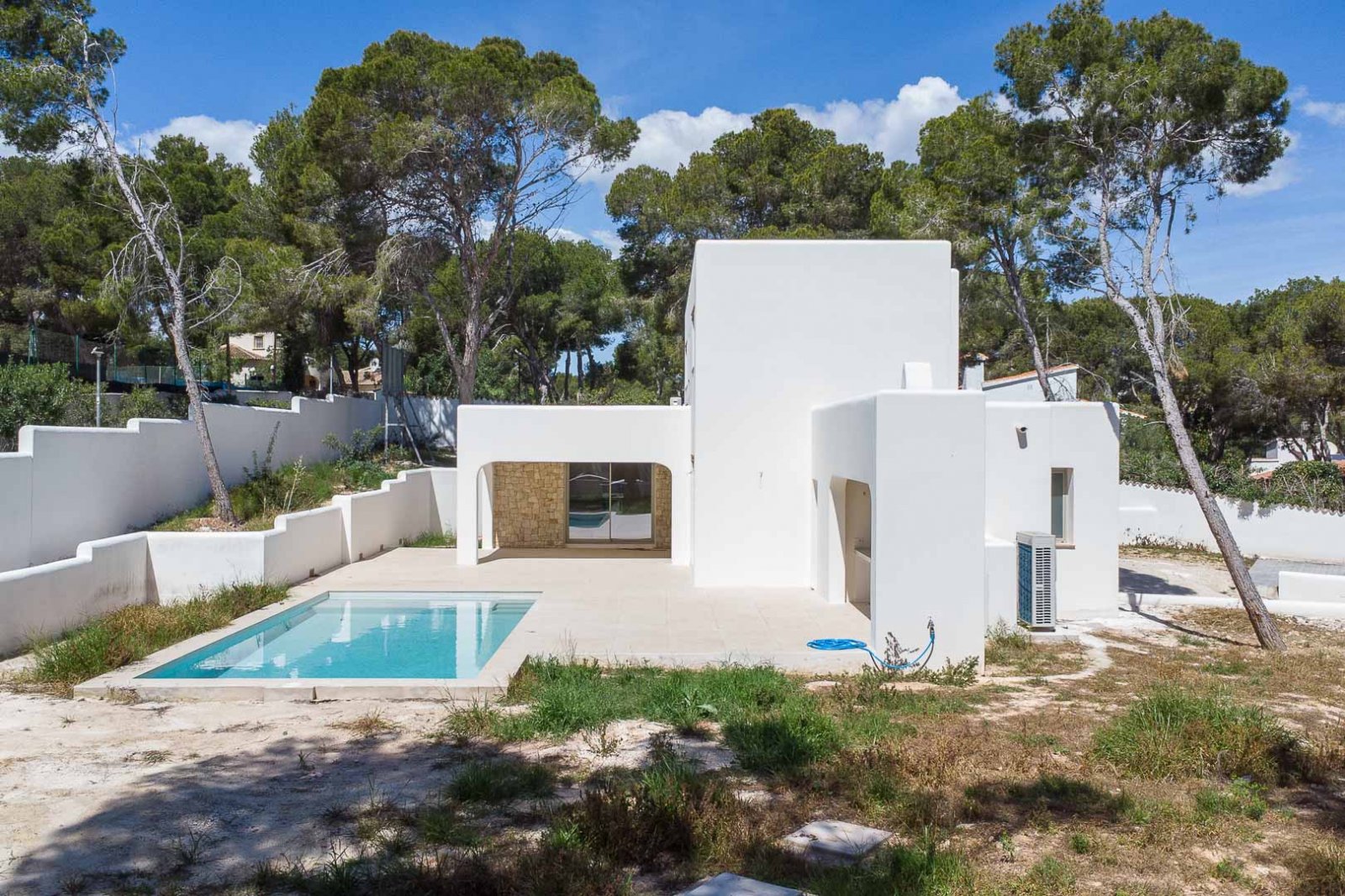 C4XY8129MOR Villa im ibizenkischen Stil zum Verkauf in Moraira.