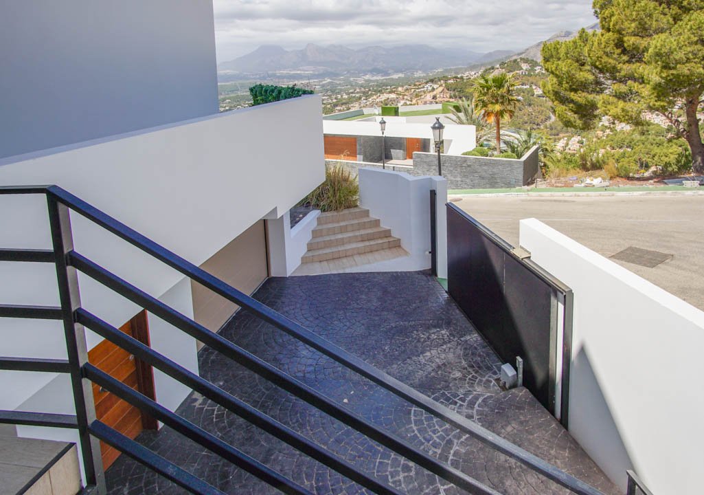7056ALT Moderne Villa mit Berg- und Meerblick in Altea Hills zu verkaufen