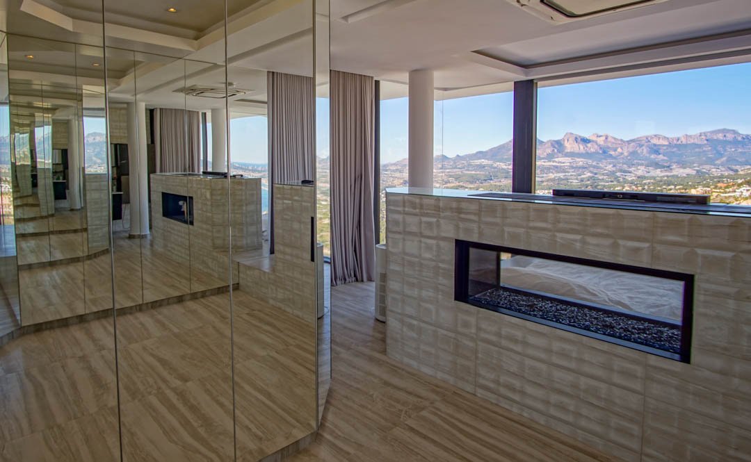 7056ALT Moderne Villa mit Berg- und Meerblick in Altea Hills zu verkaufen