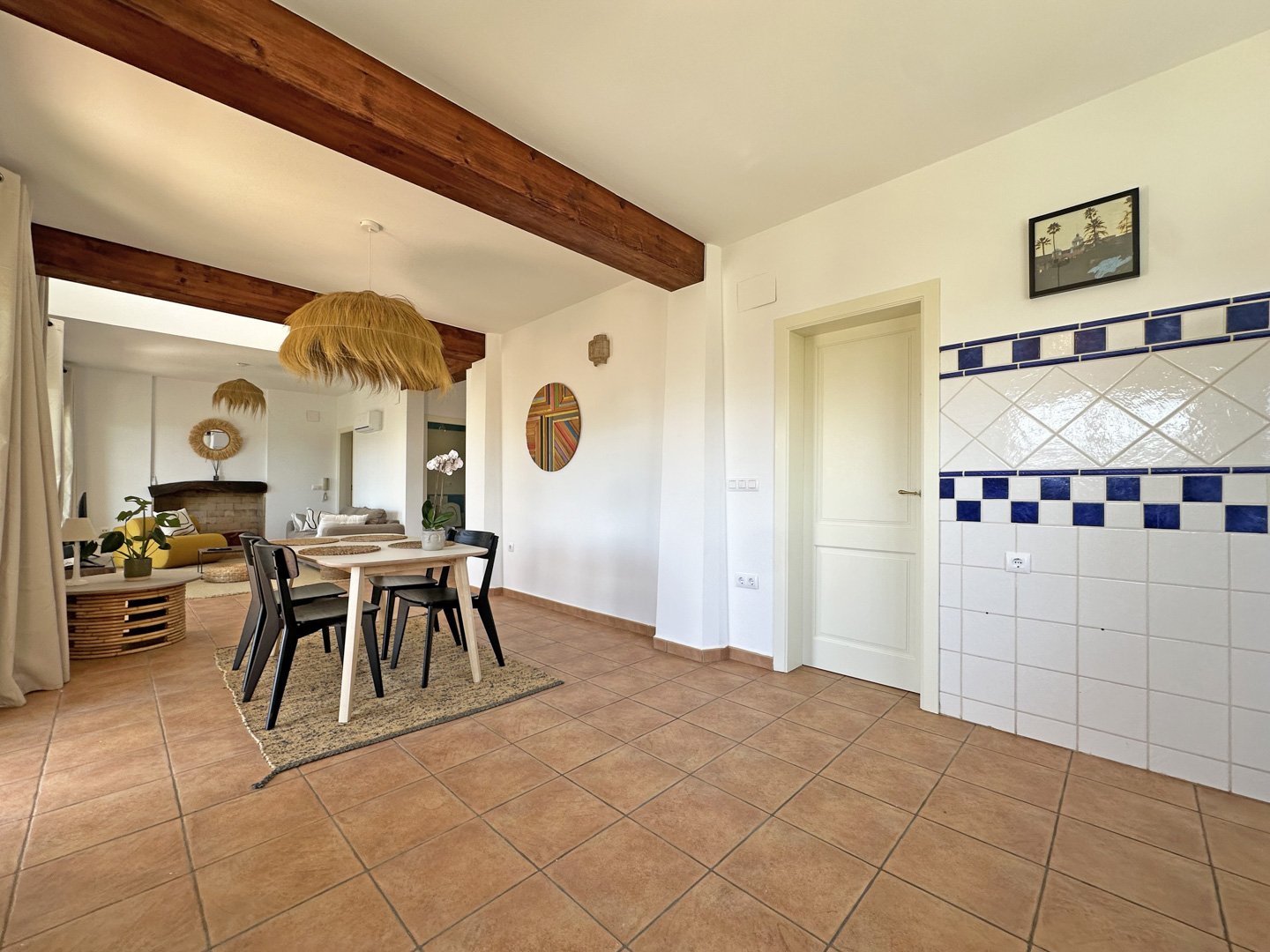 C4XY4536JAL Renovierte Villa zum Verkauf mit Panoramablick auf das Tal im Valle del Paraíso