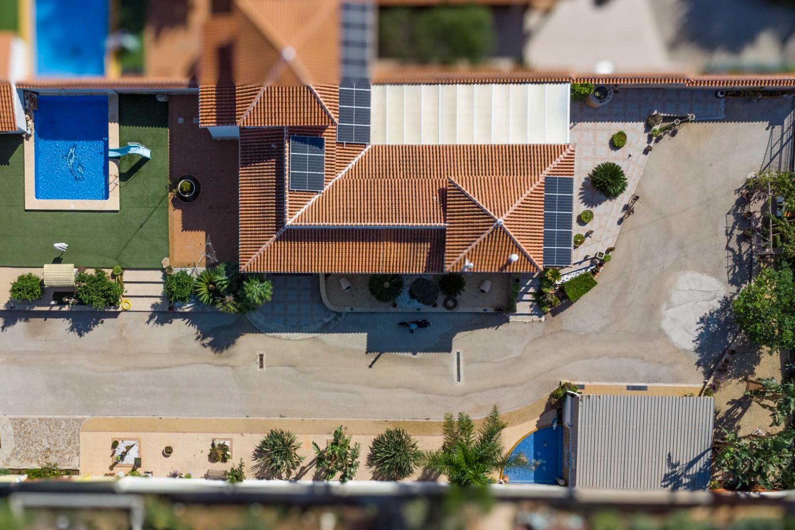 8291DEN Doppelhaushälfte zum Verkauf in La Pedrera, Dénia, nur einen Steinwurf vom Zentrum entfernt.