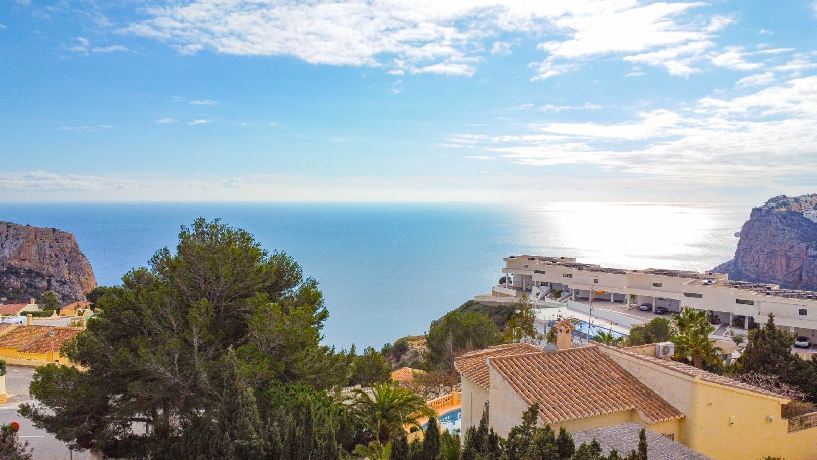4043BELL Luxuriöse Villa mit Meerblick in Cumbre del Sol zu verkaufen