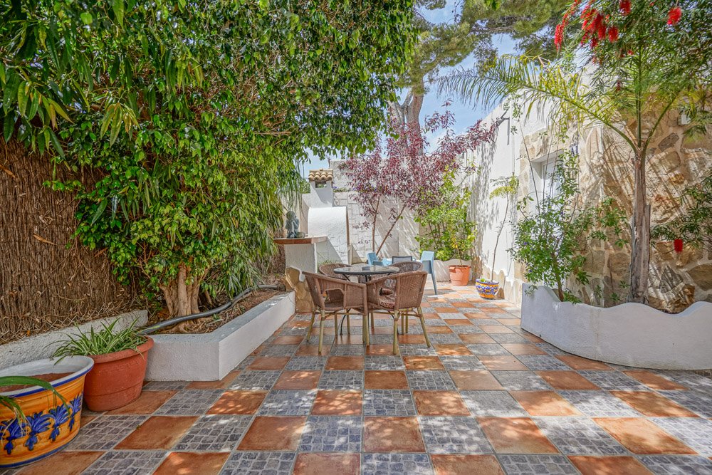 C3XY4244CAL Hotel zum Verkauf in Calpe direkt am Strand