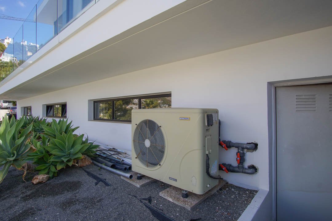 7056ALT Moderne Villa mit Berg- und Meerblick in Altea Hills zu verkaufen