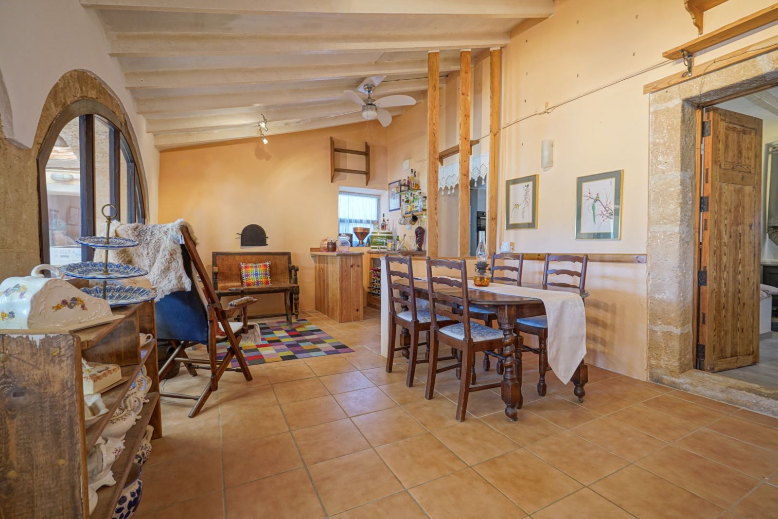 C3XY4395JAV Traditionelle Villa auf flachem Grundstück mit Gewerbeerlaubnis zum Verkauf in Jávea