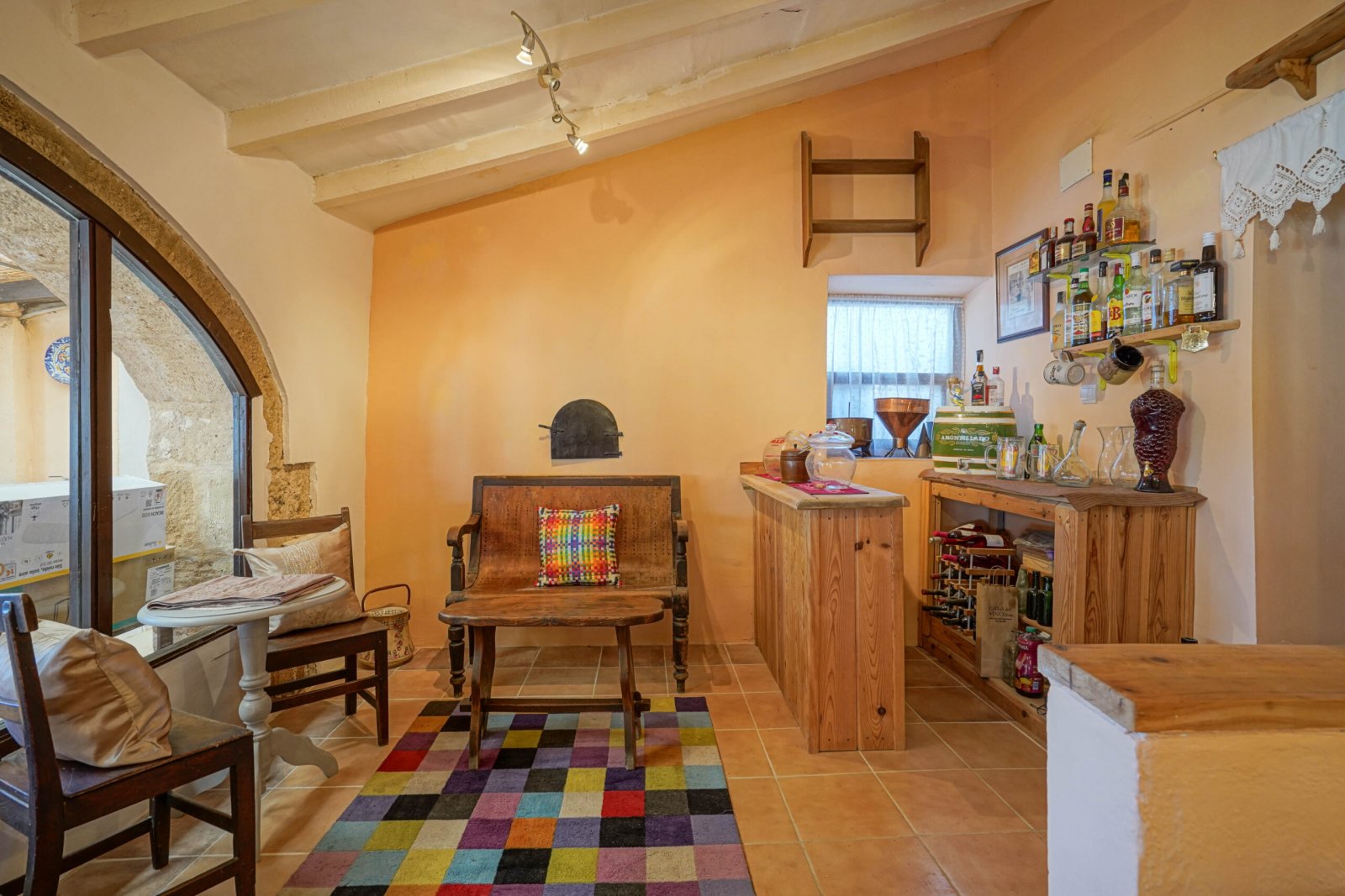 C3XY4395JAV Traditionelle Villa auf flachem Grundstück mit Gewerbeerlaubnis zum Verkauf in Jávea