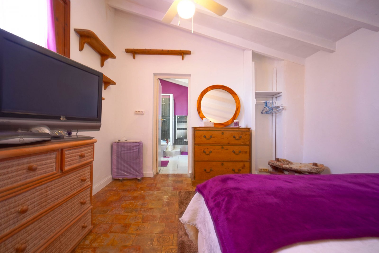 C3XY4395JAV Traditionelle Villa auf flachem Grundstück mit Gewerbeerlaubnis zum Verkauf in Jávea