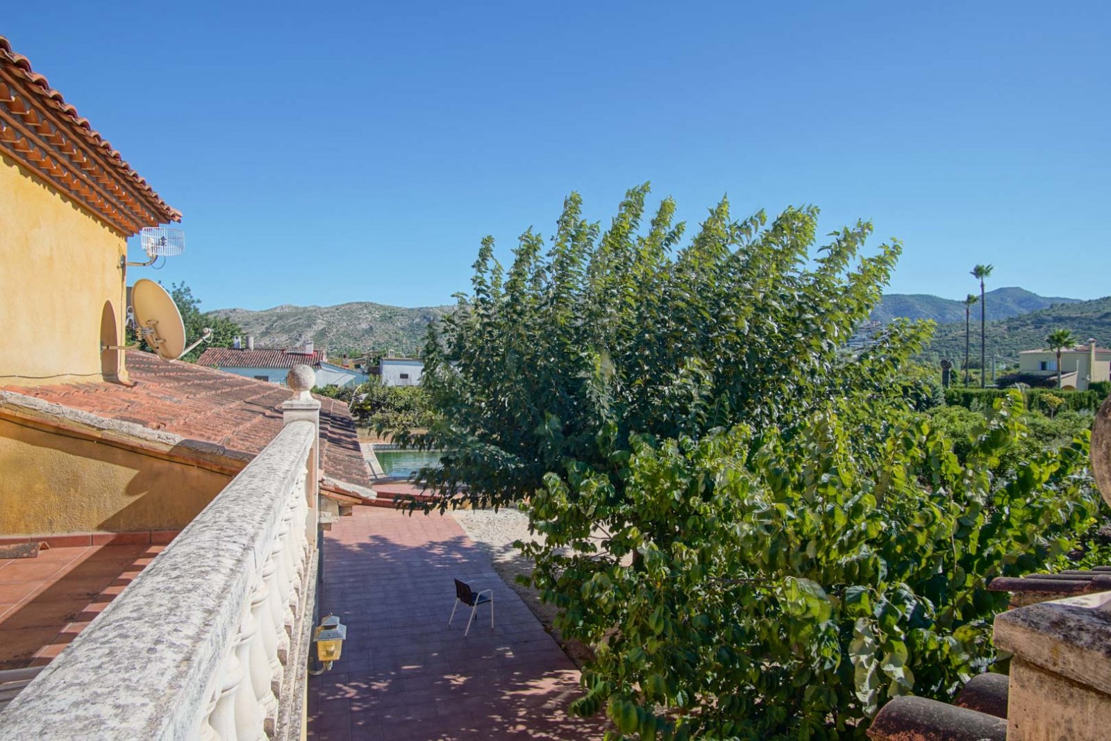 8295PED Villa mit Pool und Talblick in Pedreguer zu verkaufen.