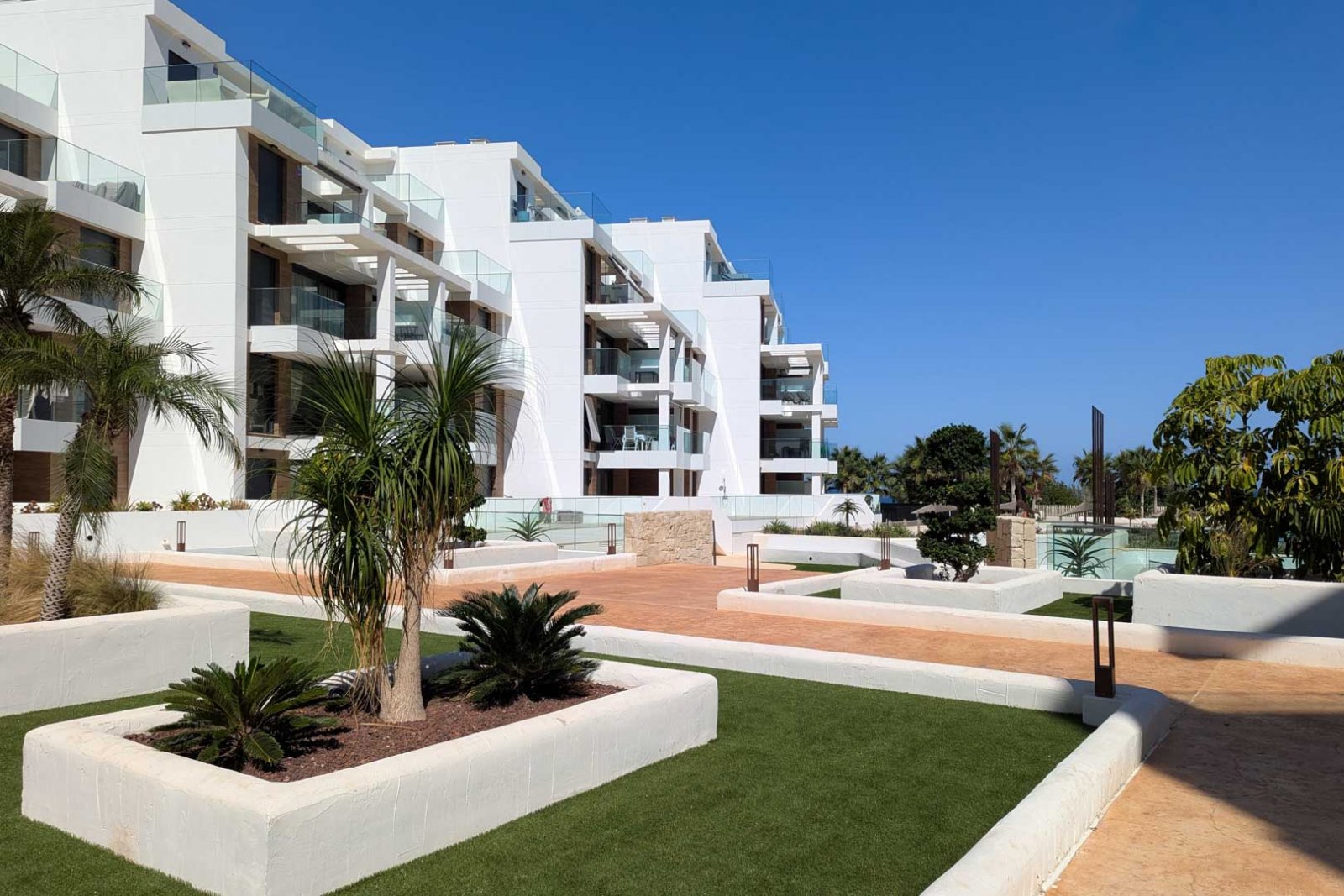 8297DEN Penthouse mit großer Terrasse, in erster Linie mit Meer- und Bergblick, zu verkaufen in Denia.