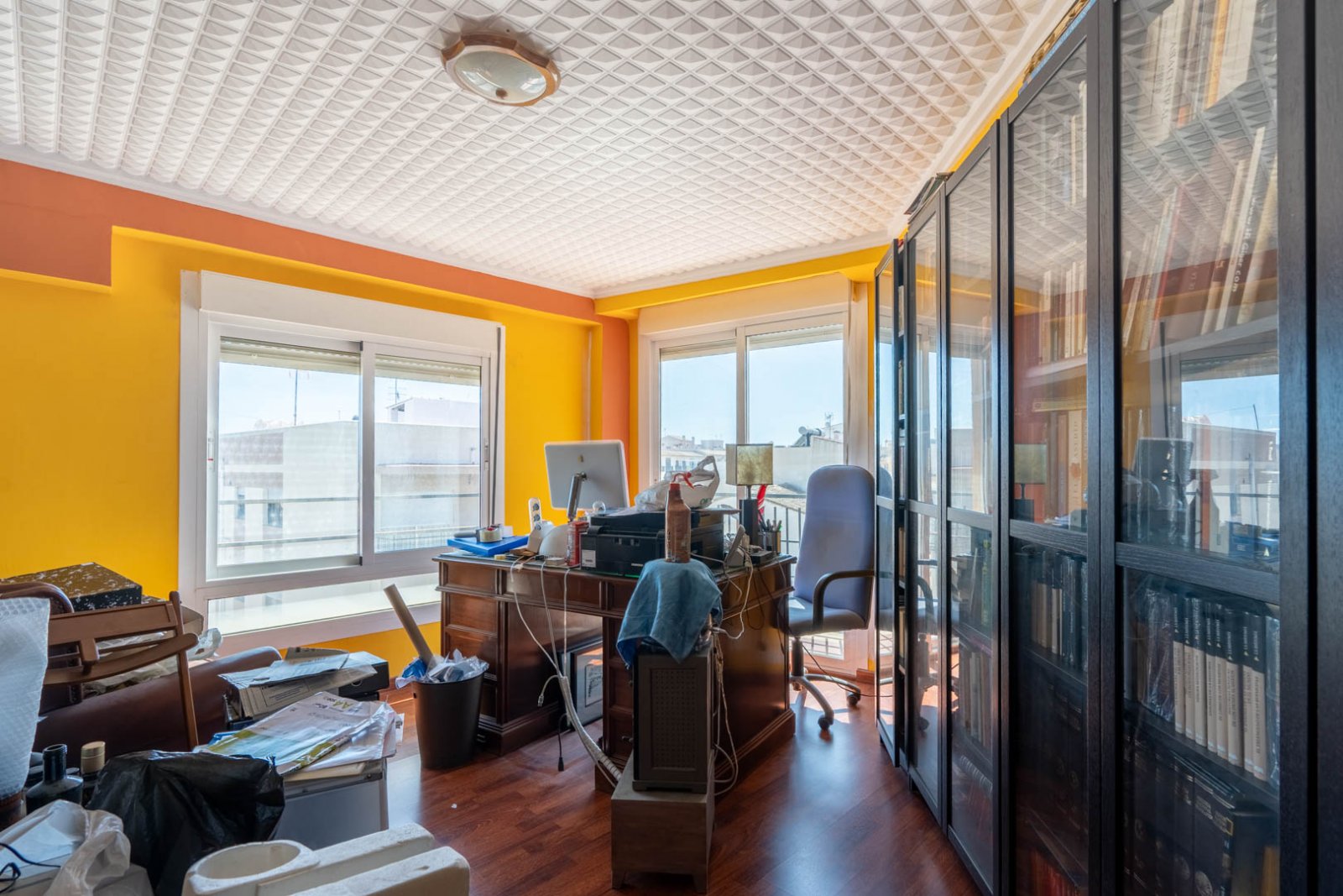 4368JAV Sehr große Wohnung zum Verkauf mit Meerblick im Zentrum von Jávea