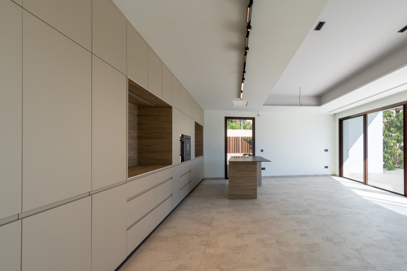 8280BEN Moderne Villa mit teilweisem Meerblick zum Verkauf in Benissa.