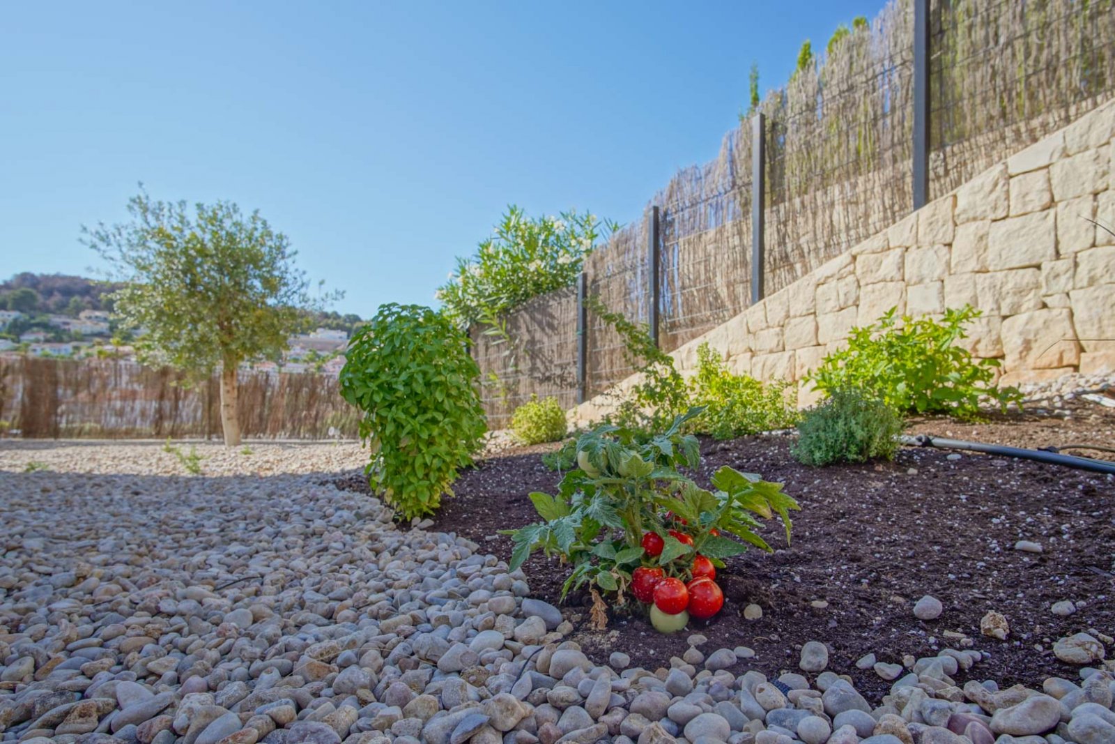 8280BEN Moderne Villa mit teilweisem Meerblick zum Verkauf in Benissa.