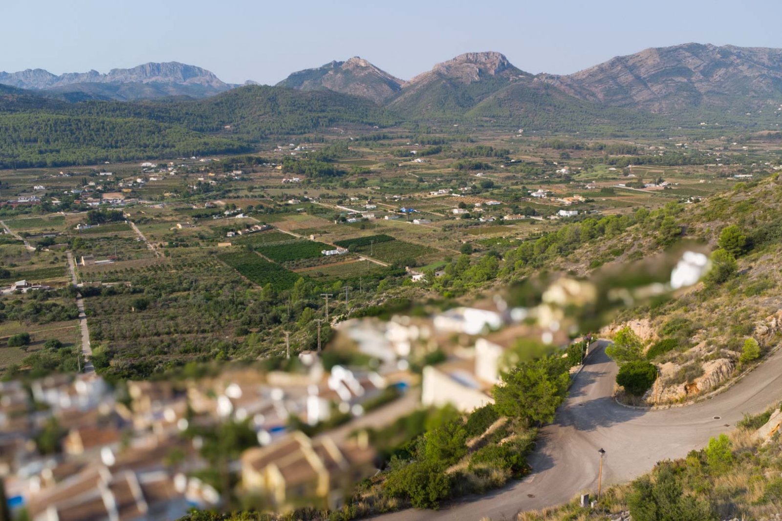 9000JAL Stadtgrundstück mit freiem Blick auf das Jalón-Tal.