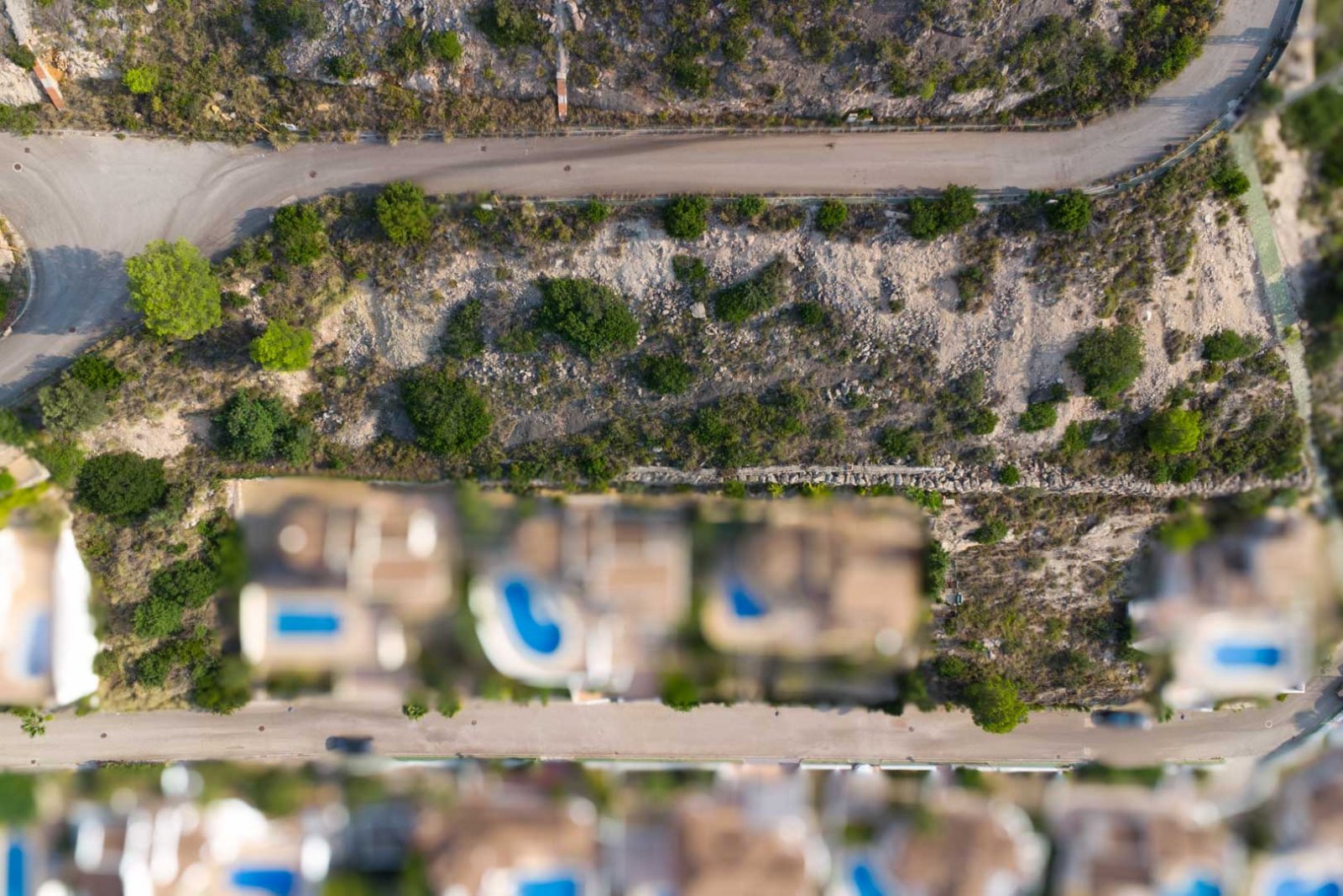 9000JAL Stadtgrundstück mit freiem Blick auf das Jalón-Tal.