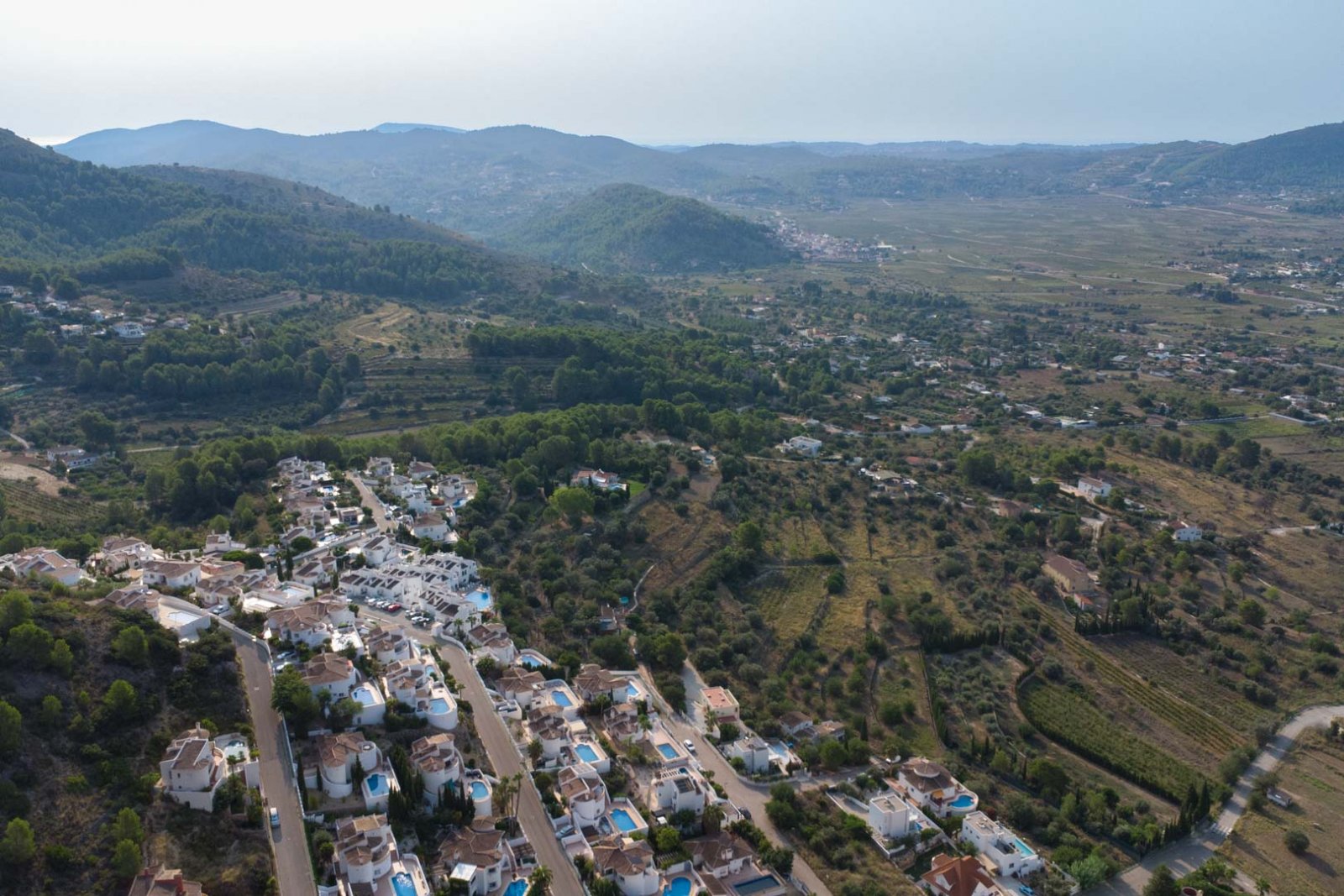 9000JAL Stadtgrundstück mit freiem Blick auf das Jalón-Tal.
