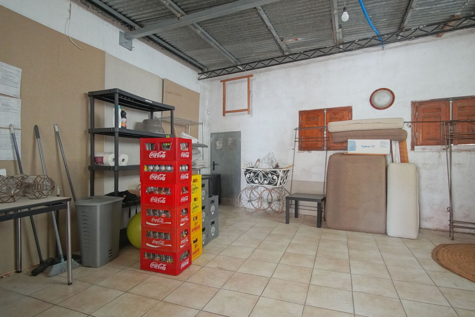 8293DEN Villa und Geschäft mit teilweisem Meerblick zu verkaufen in Las Rotas, Denia.