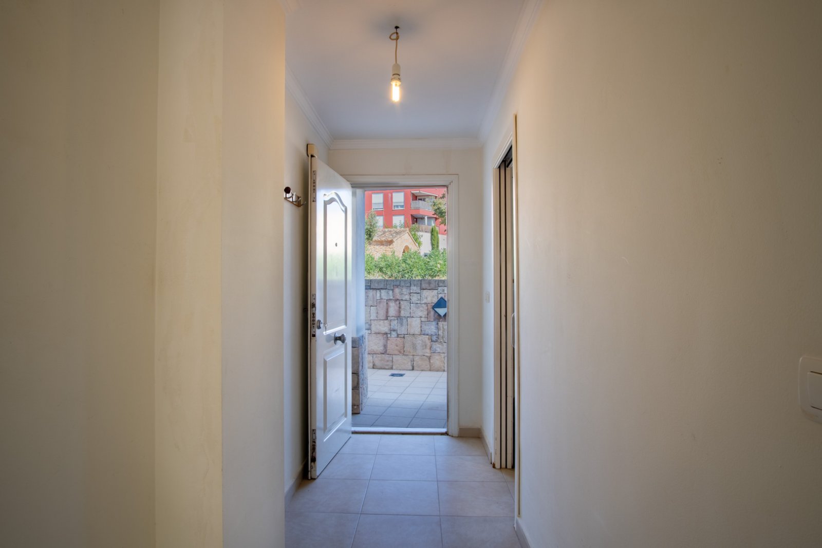 8294JES Erdgeschosswohnung mit Gemeinschaftspool zum Verkauf in Jesús Pobre.