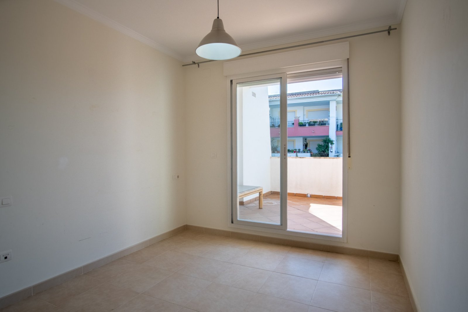 8294JES Erdgeschosswohnung mit Gemeinschaftspool zum Verkauf in Jesús Pobre.