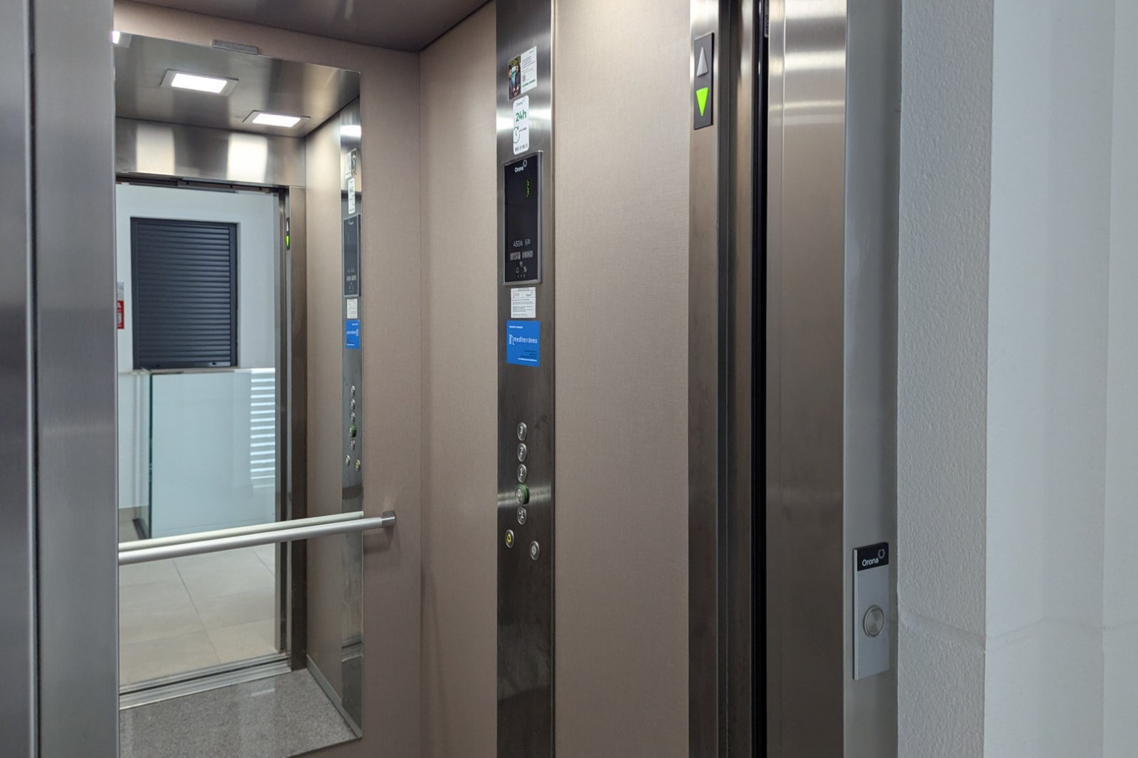 8297DEN Penthouse mit großer Terrasse, in erster Linie mit Meer- und Bergblick, zu verkaufen in Denia.