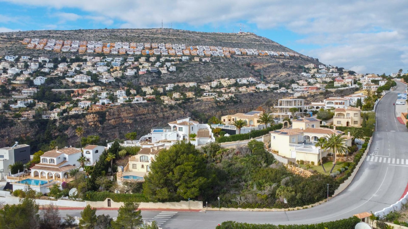 4043BELL Luxuriöse Villa mit Meerblick in Cumbre del Sol zu verkaufen