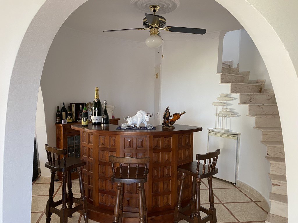 C3XY6446BEN Geräumige traditionelle spanische Villa mit Meerblick zum Verkauf in Benissa