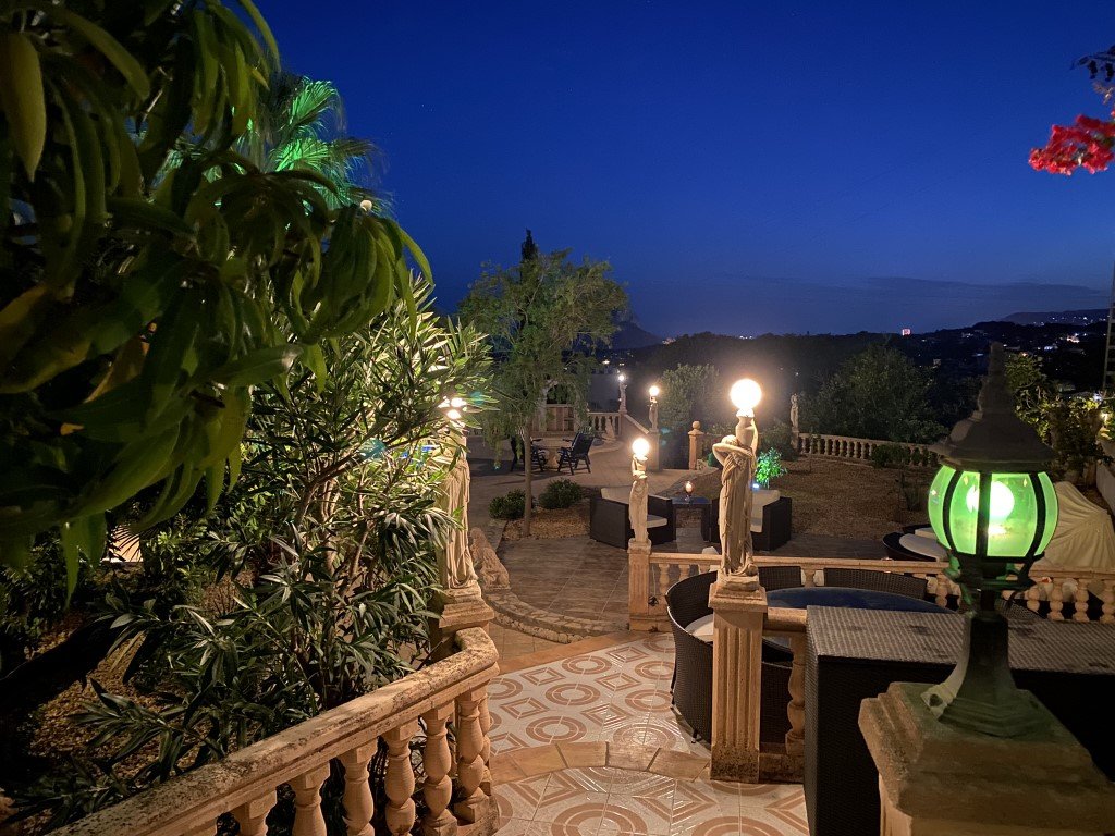 C3XY6446BEN Geräumige traditionelle spanische Villa mit Meerblick zum Verkauf in Benissa