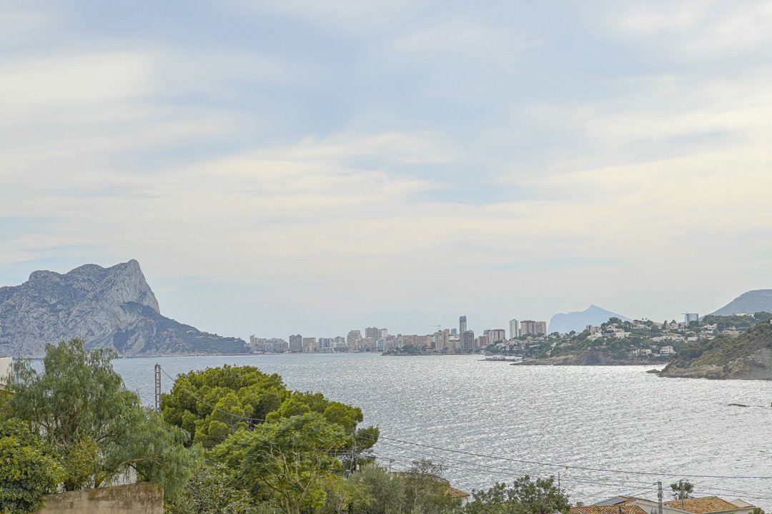 4298BEN Moderne Villa mit atemberaubender Aussicht über die Küste von Benissa