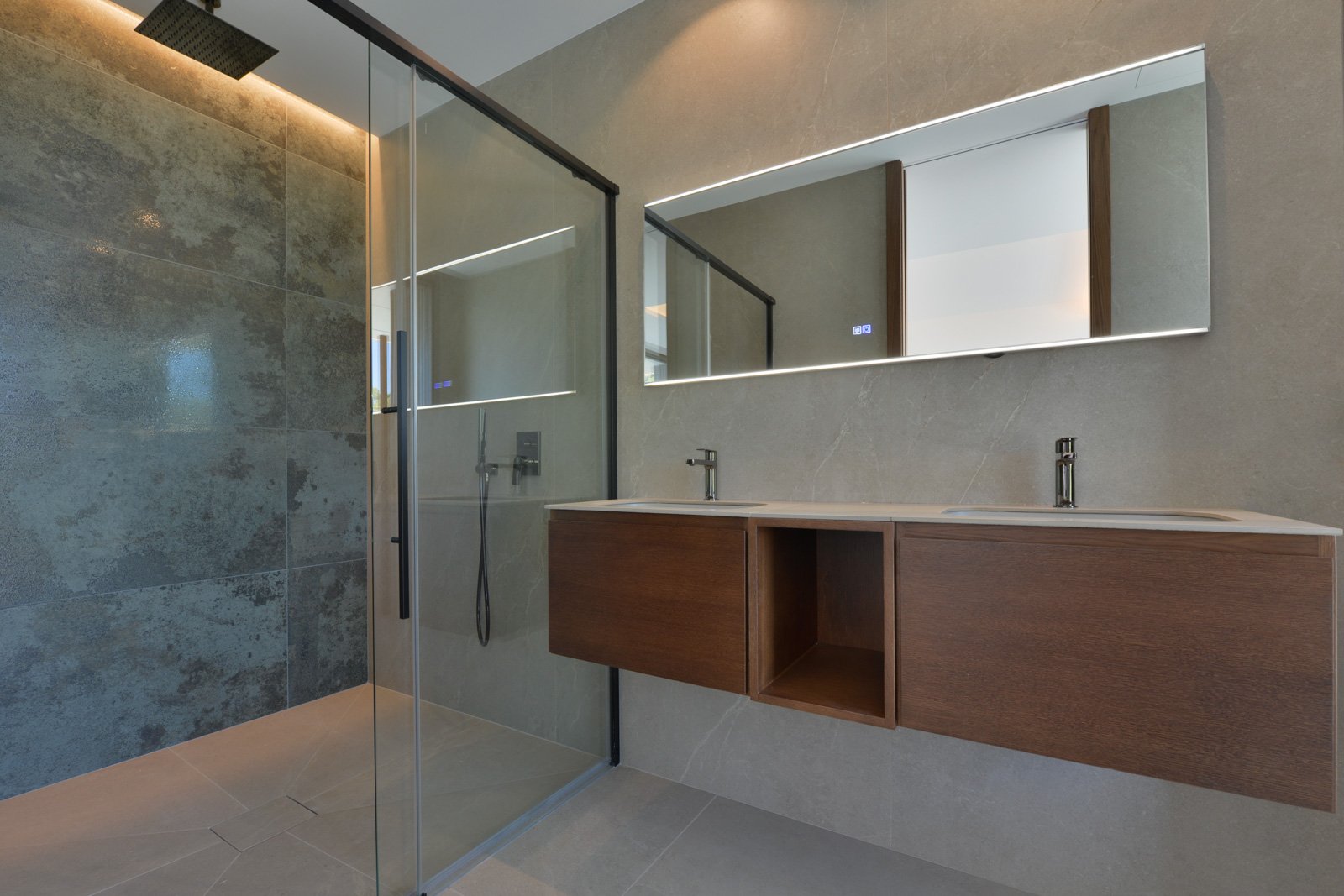 4405ALT Fantastische Neubauvilla mit Meerblick zum Verkauf in Altea