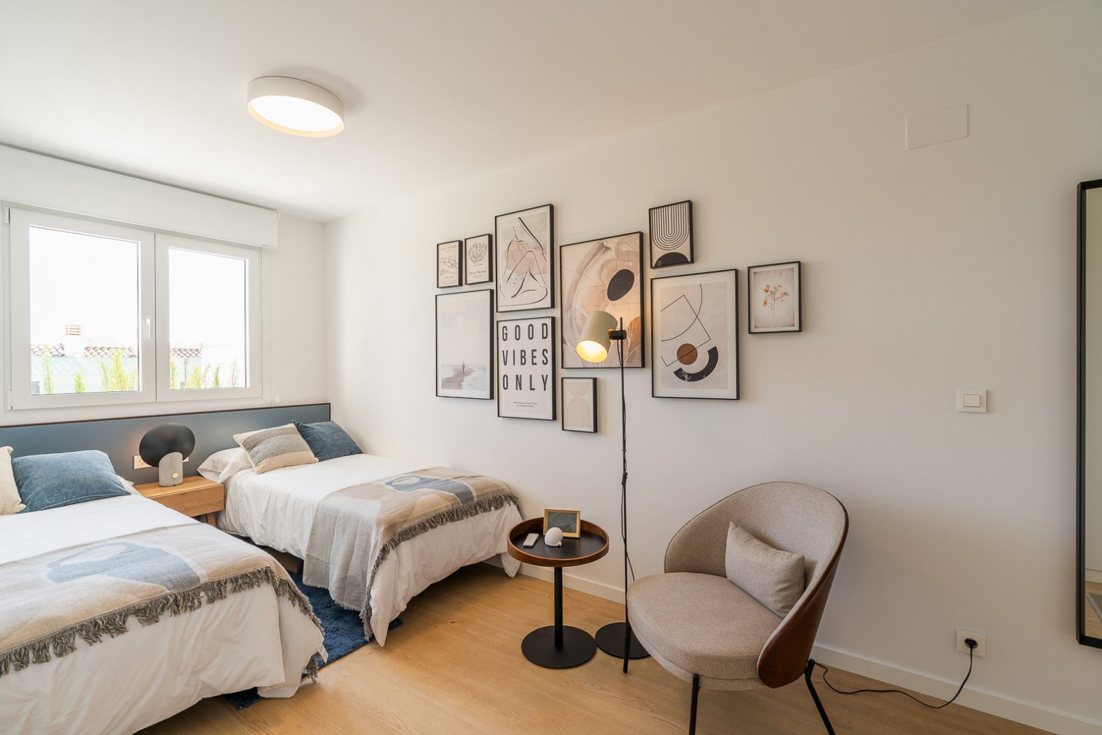 8237NUC Neubau-Doppelhaushälften mit Panoramablick auf das Meer zum Verkauf in La Nucía.