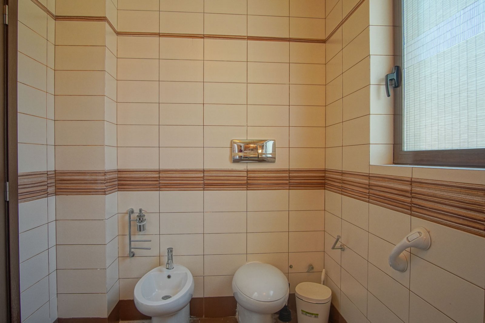 C4XY8285DEN Villa mit Meerblick, Gästeapartment und großem Grundstück zu verkaufen in Las Rotas, Denia.