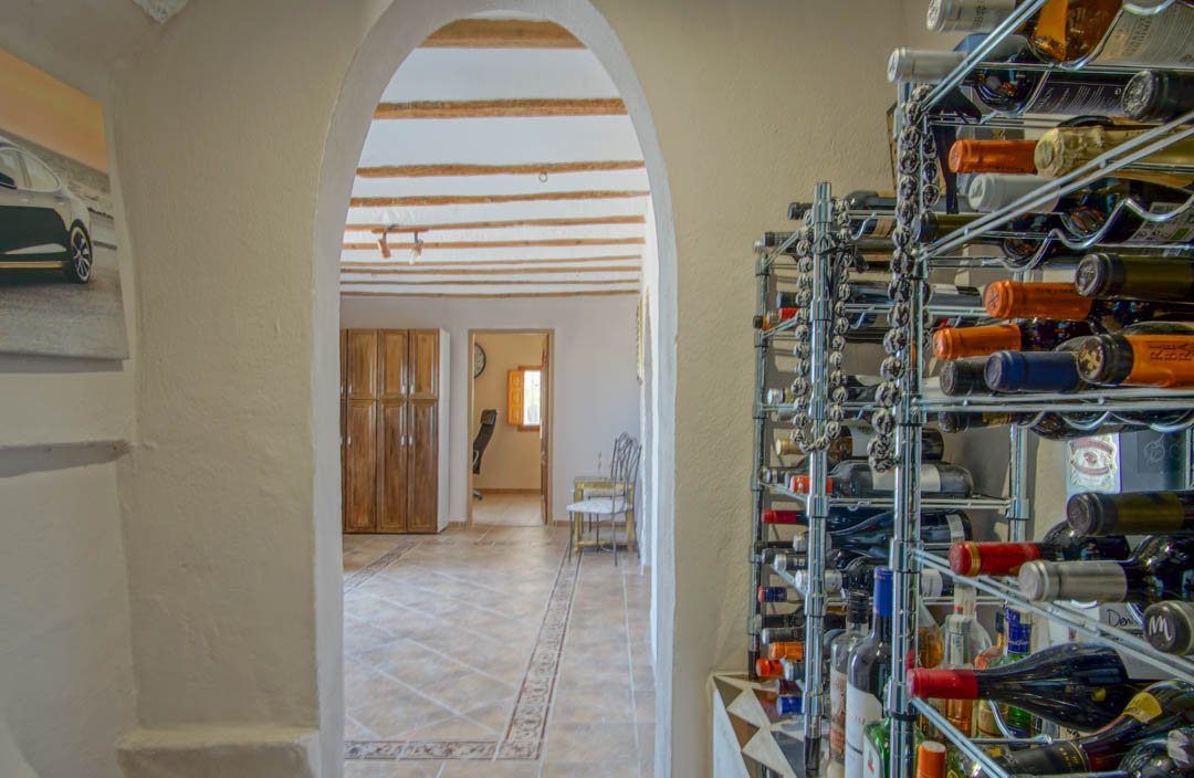 7058NUC Wunderschönes, großes, renoviertes mediterranes Landhaus in La Nucia zu verkaufen