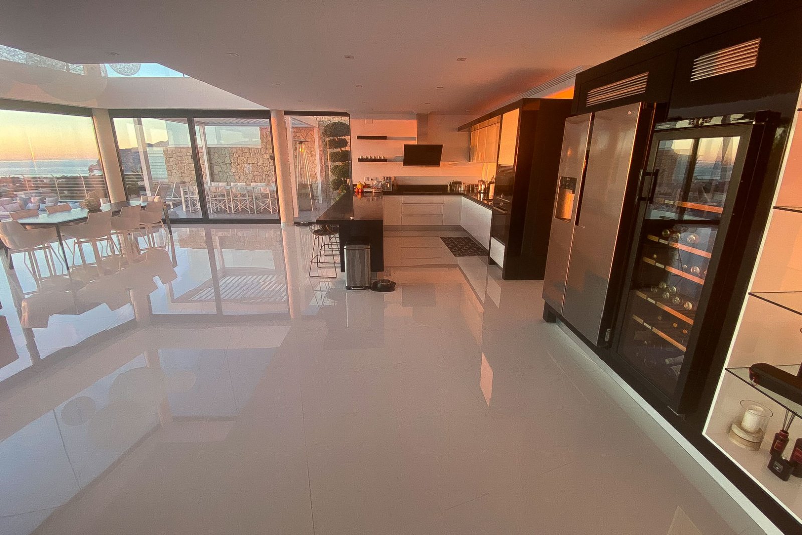 4442BEN Moderne Villa mit atemberaubendem Meerblick in Benissa zu verkaufen